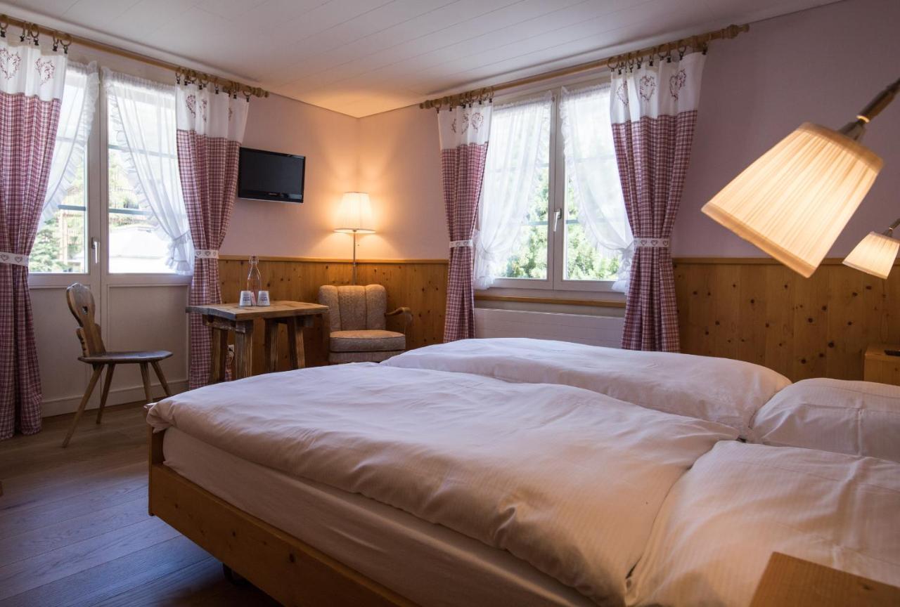 Hotel Bergidyll Andermatt Bagian luar foto