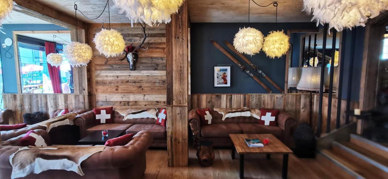 Hotel Bergidyll Andermatt Bagian luar foto